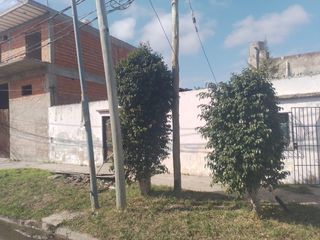 Foto 2 de VENTA TERRENO 176 M2 VALENTIN ALSINA