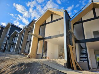 Foto 8 de VENTA Dúplex en pozo UF 3, 60 m2 Parque Privado y Cochera, Vista a los cerros, Villa la Angostura