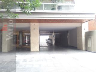Foto 1 de Cochera fija en edificio de categoría!!!