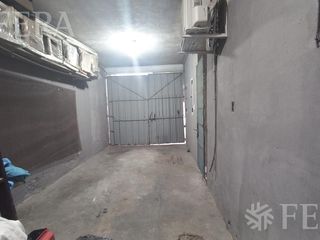 Foto 15 de Venta casa 3 ambientes con jardín, cochera y fondo libre en Quilmes (30758)