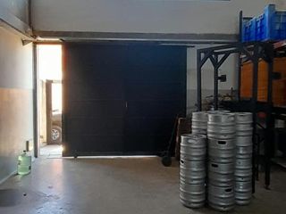 Foto 7 de Depósito en  venta  Unico en la Zona