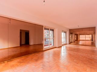 Foto 11 de Departamento en Venta de 3 Ambientes con Cochera