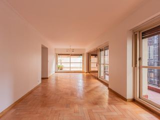 Foto 14 de Departamento en Venta de 3 Ambientes con Cochera