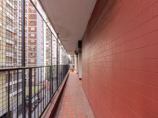 Foto 39 de Departamento en Venta de 3 Ambientes con Cochera