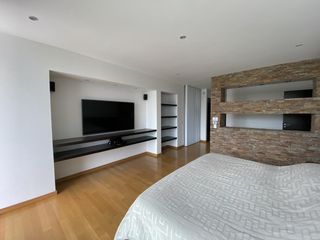 Foto 17 de Casa en alquiler anual en Santa Barbara, con 4 dormitorios a la laguna