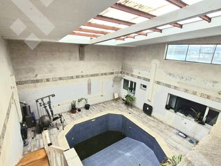 Foto 38 de VENTA CASA DE 4 DORMITORIOS CON PILETA CLIMATIZADA EN VILLA REGINA