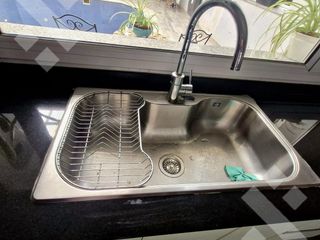 Foto 9 de VENTA CASA DE 4 DORMITORIOS CON PILETA CLIMATIZADA EN VILLA REGINA