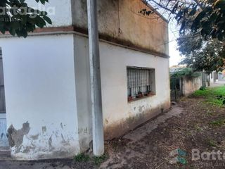 Foto 3 de Casa en lote propio en Dolores
