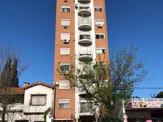 Foto 1 de Departamento - Banfield Oeste