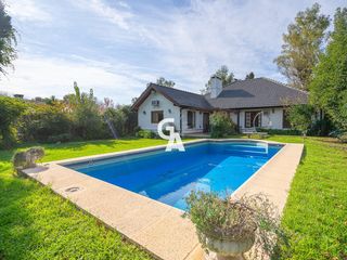 Foto 1 de Casa en Alquiler anual en Pilar del Lago