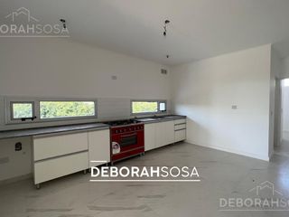 Foto 2 de Casa en venta 5 Ambientes - El Canton, Escobar, Zona Norte