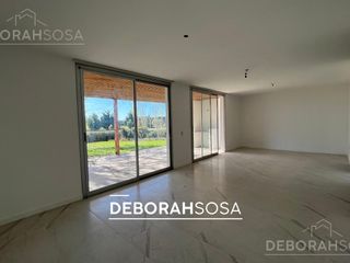 Foto 13 de Casa en venta 5 Ambientes - El Canton, Escobar, Zona Norte