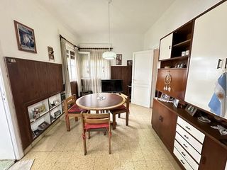 Foto 11 de Casa ideal uso comercial sobre Avenida Calchaqui