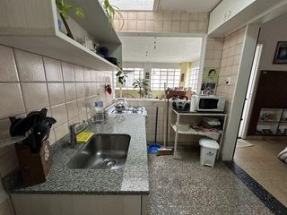 Foto 14 de Casa ideal uso comercial sobre Avenida Calchaqui