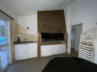 Foto 21 de Vent Casa con pileta Funes. Altura Garita 14. Lote Parquizado y forestado.