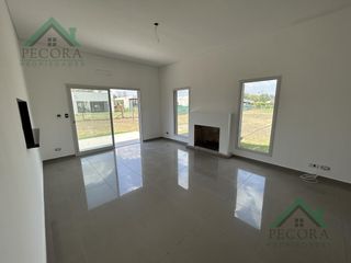 Foto 3 de Casa - interna - San Ramon - Lote 15 - Pilar del Este - CON RENTA.