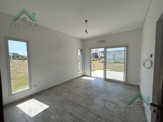 Foto 17 de Casa - interna - San Ramon - Lote 15 - Pilar del Este - CON RENTA.