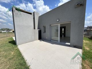 Foto 16 de Casa - interna - San Ramon - Lote 15 - Pilar del Este - CON RENTA.