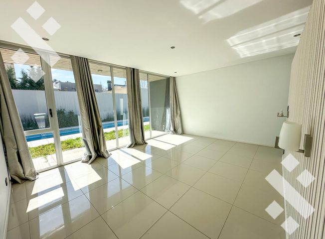 place photo 60