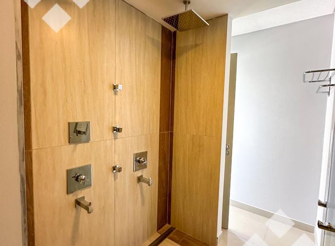 place photo 61