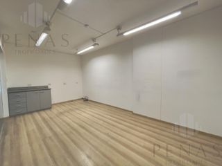 Foto 29 de IMPECABLE OFICINA 215 m2 AMUEBLADA EN NUÑEZ  - 2 COCHERAS