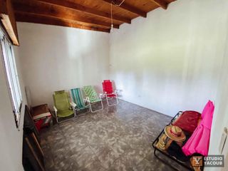 Foto 14 de Casa en venta - 1 Dormitorio 1 Baño - Cochera - 80Mts2 - Arturo Seguí, La Plata