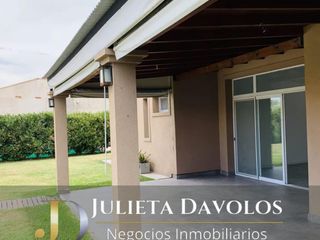 Foto 4 de Casa en  Alquiler Anual Barrio El Canton - Golf con pileta