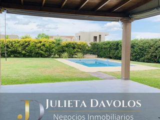 Foto 3 de Casa en  Alquiler Anual Barrio El Canton - Golf con pileta