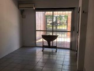 Foto 2 de Departamento - La Plata