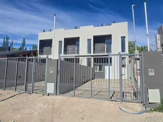 Foto 2 de Venta Dúplex 2 dormi - Rincón del Valle - Centenario