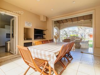 Foto 8 de CASA EN VENTA EN BARRIO SEPTIEMBRE - MAROTO PROPIEDADES