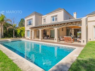 Foto 17 de CASA EN VENTA EN BARRIO SEPTIEMBRE - MAROTO PROPIEDADES