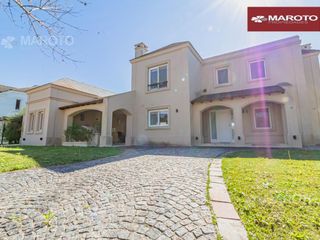 Foto 1 de CASA EN VENTA EN BARRIO SEPTIEMBRE - MAROTO PROPIEDADES