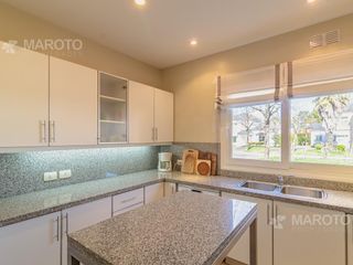 Foto 32 de CASA EN VENTA EN BARRIO SEPTIEMBRE - MAROTO PROPIEDADES