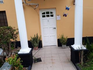 Foto 1 de Casa en venta - 3 Dormitorios 2 Baños - Cochera - 139Mts2 - El Talar, Tigre