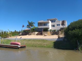 Foto 1 de Casa - venta -  San Benito -  Villanueva - rio -  alquiler