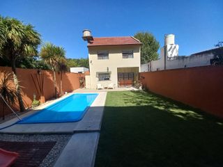 Foto 3 de Casa en lomas de zamora oeste con 3 dormitorios