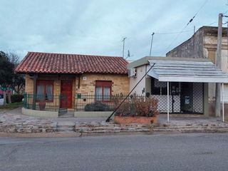 Foto 4 de Casa en venta - 3 Dormitorios 3 Baños - Cochera - 330Mts2 - Cabildo, Bahía Blanca