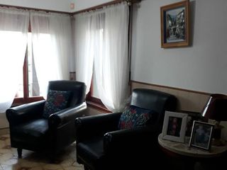 Foto 9 de Casa en venta - 3 Dormitorios 3 Baños - Cochera - 330Mts2 - Cabildo, Bahía Blanca