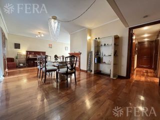Foto 1 de Venta de Departamento 4 ambientes con cochera y baulera en Quilmes