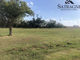 Foto 3 de VENTA Terreno - Haras del Sur III