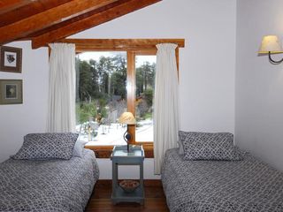 Foto 8 de Venta Cabaña 2 dorm c/ cochera, Puerto Manzano,  Villa La Angostura