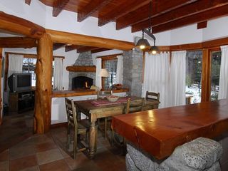 Foto 5 de Venta Cabaña 2 dorm c/ cochera, Puerto Manzano,  Villa La Angostura