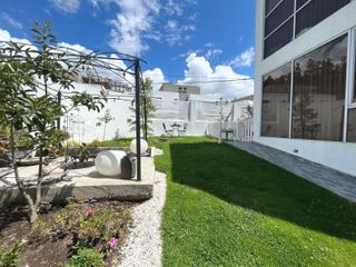 Foto 4 de Vendo casa moderna de 3 habitaciones más estudio