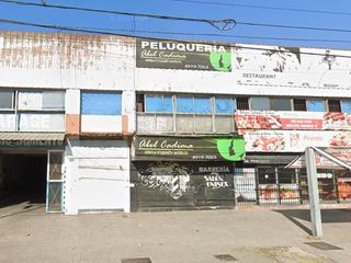 Foto 2 de Depósito en Venta en Pompeya