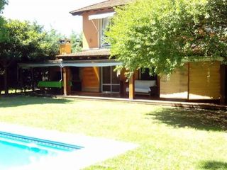 Foto 5 de CASA EN VENTA EN BARRIO ACACIAS BLANCAS - MAROTO PROPIEDADES