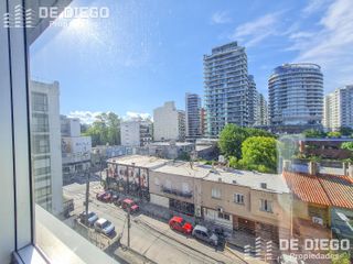 Foto 12 de Oficina de 150 m2 con 2 cocheras en alquiler, edificio con seguridad - Vicente López