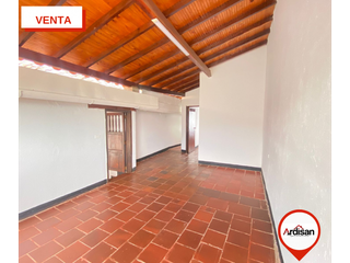 Foto 5 de CASA PLANA CENTRAL ESQUINERA