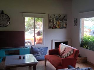 Foto 2 de Casa en venta  Barrio  Week en Loma Verde