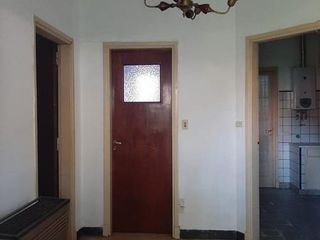 Foto 3 de Chalet 4 ambientes con amplio parque.